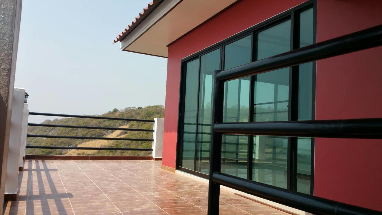 Ocean View Resort - Koh Sichang Exteriér fotografie